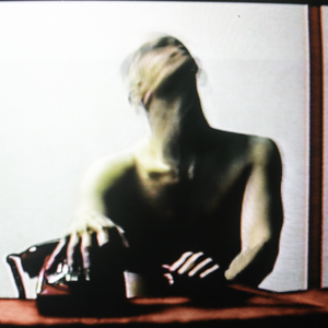 白虎美女 免费看
